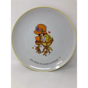 Mopsie Plate Love Makes The World Go Round Collectors Edition WWA Japan 10.5"